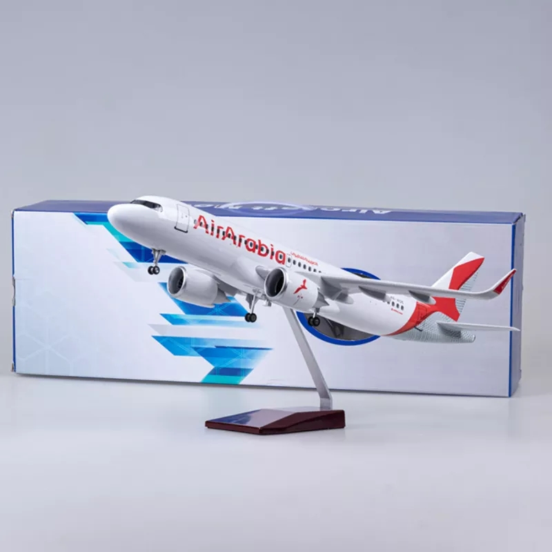 Home Office Pay - نموذج طائرة إير أرابيا A320 بمقياس